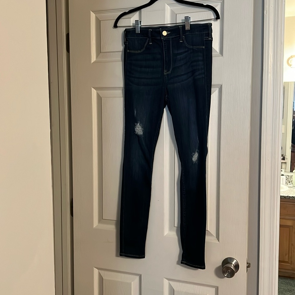Dark wash skinny hollister jeans size 7R